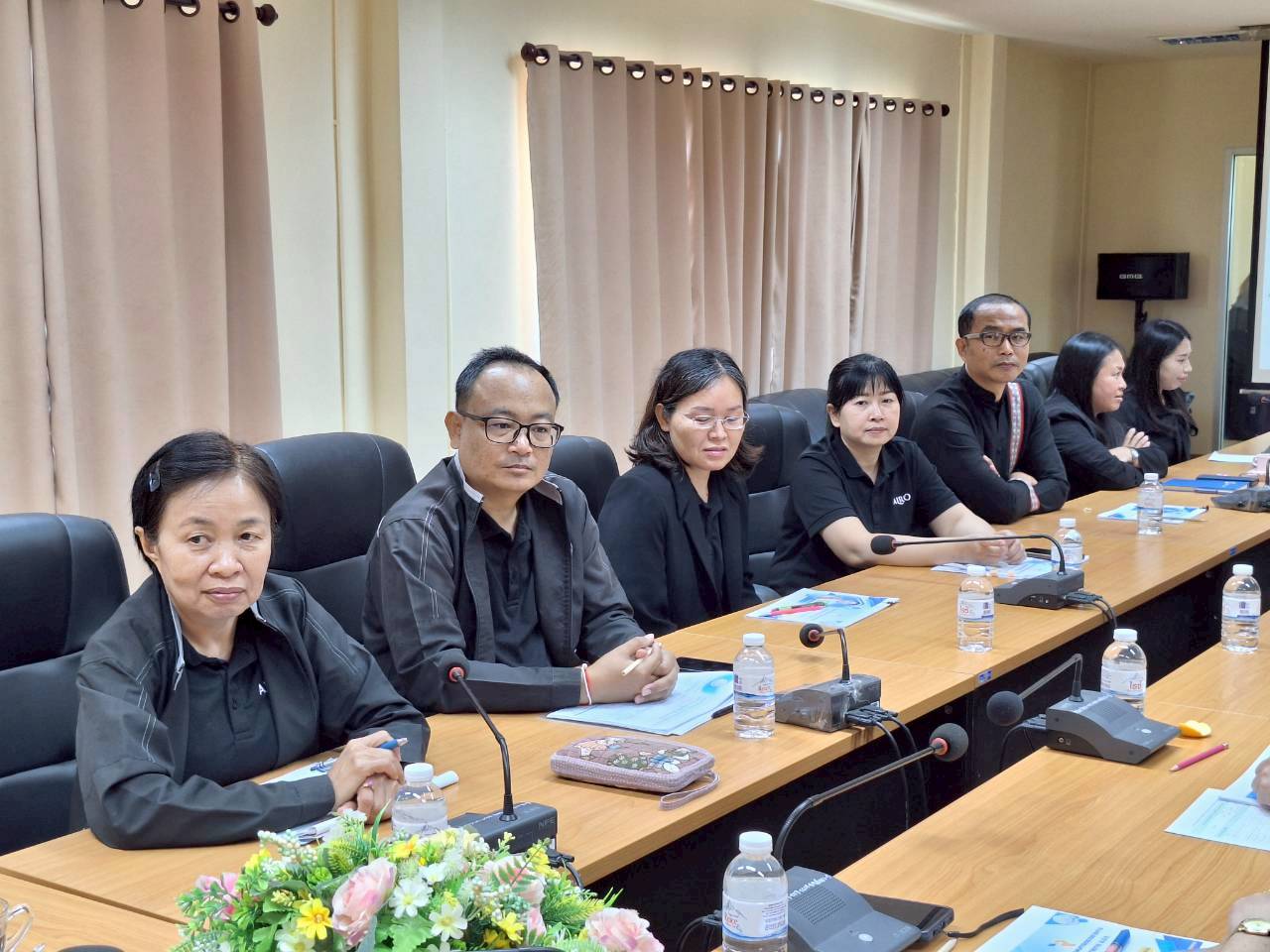 title - ผู้ตรวจราชการ ส.ป.ก. ประชุมตรวจราชการและติดตามความก้าวหน้าผลการดำเนินงานตามแผนการตรวจราชการของผู้ตรวจราชการสำนักงานการปฏิรูปที่ดินเพื่อเกษตรกรรม ประจำปีงบประมาณ พ.ศ. 2569 รอบที่ 1 เขตตรวจราชการที่ 11 จังหวัดมุกดาหาร